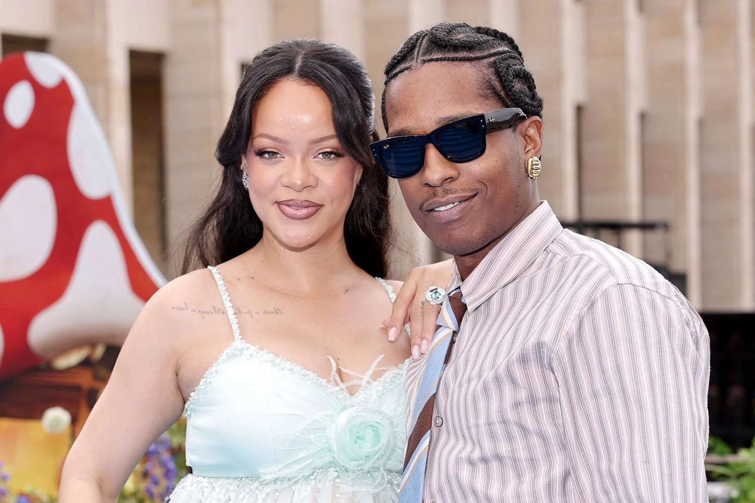 RIHANNA NA A$AP ROCKY WAPATA MTOTO WA TATU, WAMPA JINA LA ‘ROCKI IRISH MAYERS’