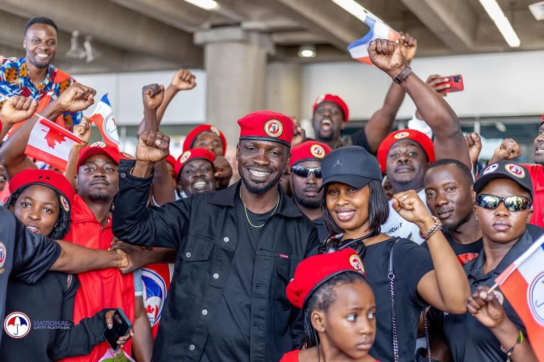 BOBI WINE ACHUKUA FORM YA URAIS CHAMA CHA NPU NCHINI UGANDA